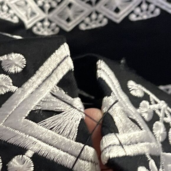 White House Black Market Black Dress Embroidered White Square Neck Strap- Size 6 - Picture 7 of 11